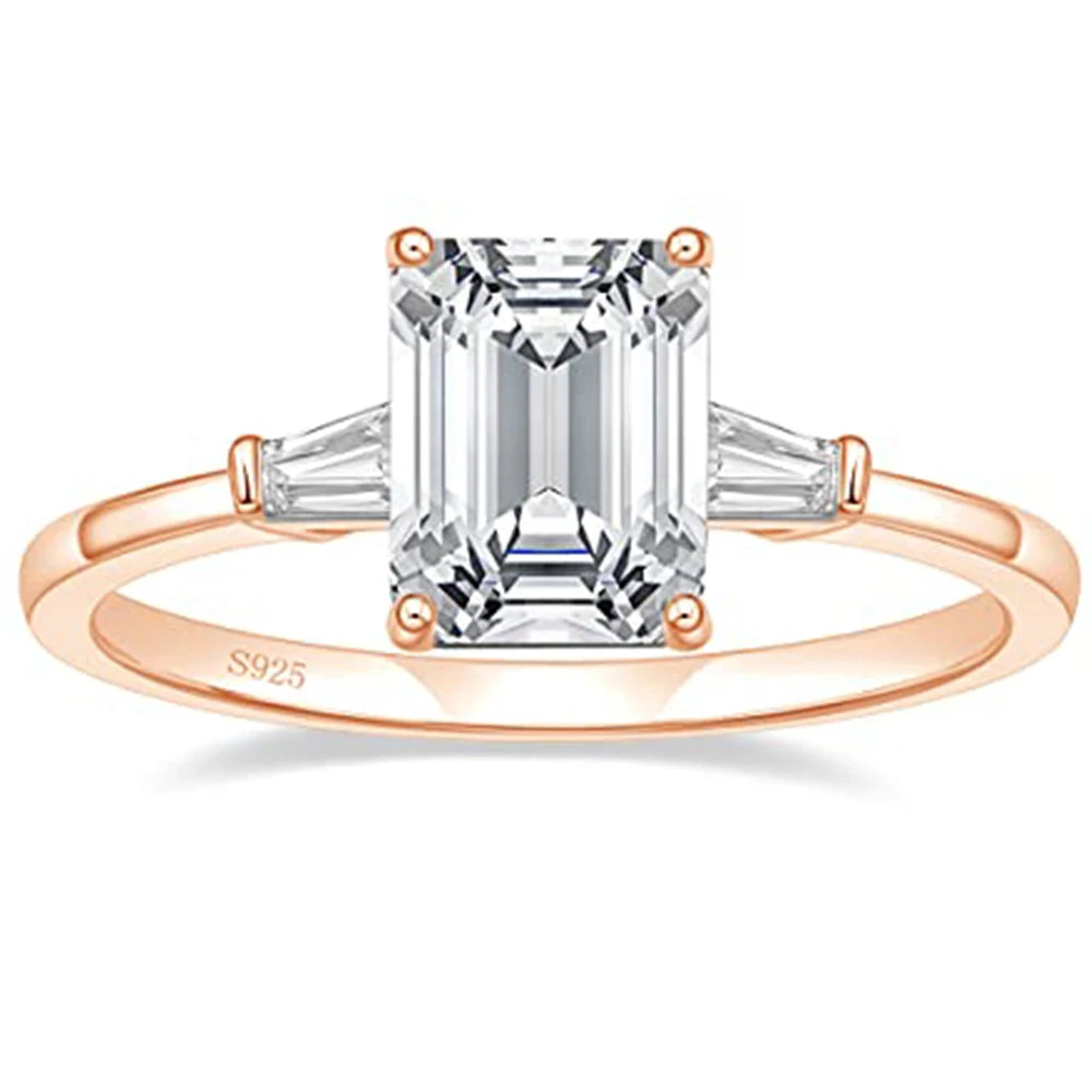 Elegant Emerald Ring