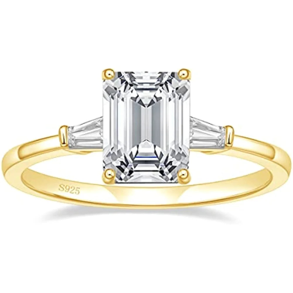 Elegant Emerald Ring