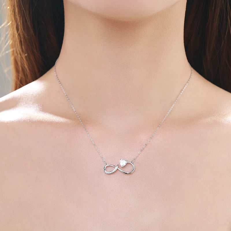 Eterna Love Necklace