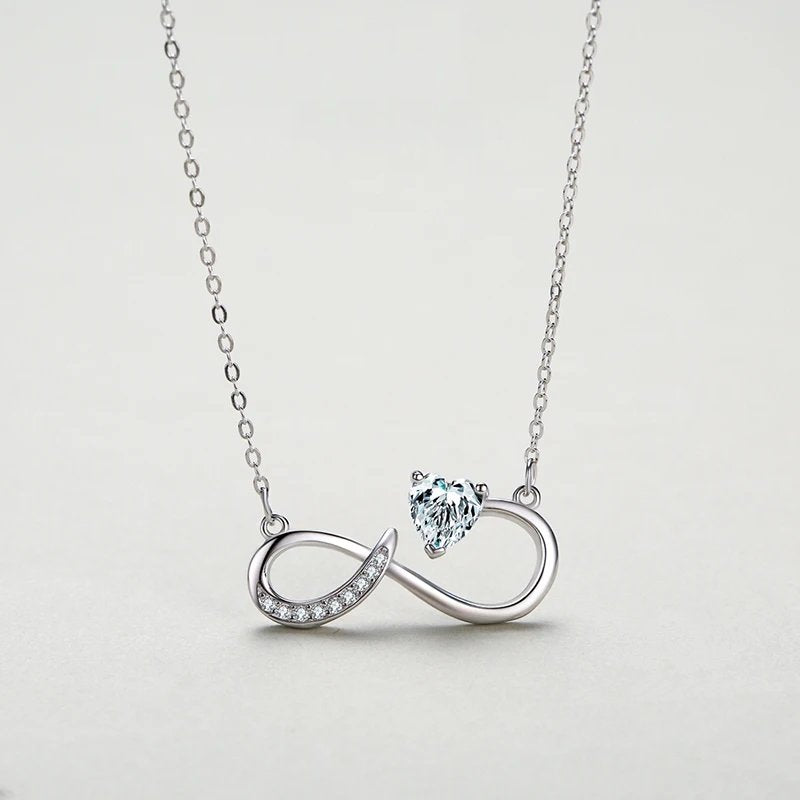 Eterna Love Necklace